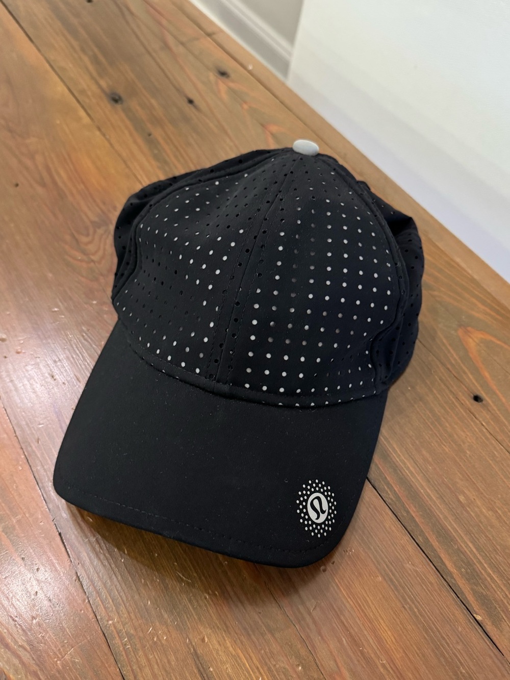 lululemon athletica Black Perforated Running Hat
